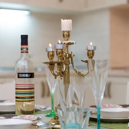 Artur Vip Club מלון דירות 4*