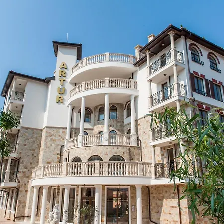 Artur Vip Club Hotel apartamentowy 4*